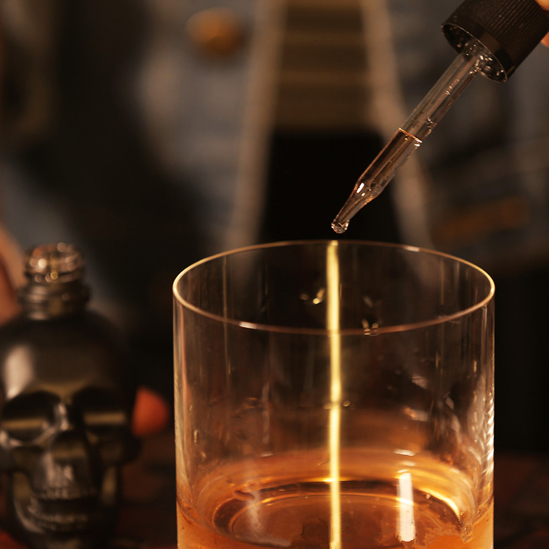 Szklana butelka z rozpylaczem  – Bitters Bottle Set recenzja i cena